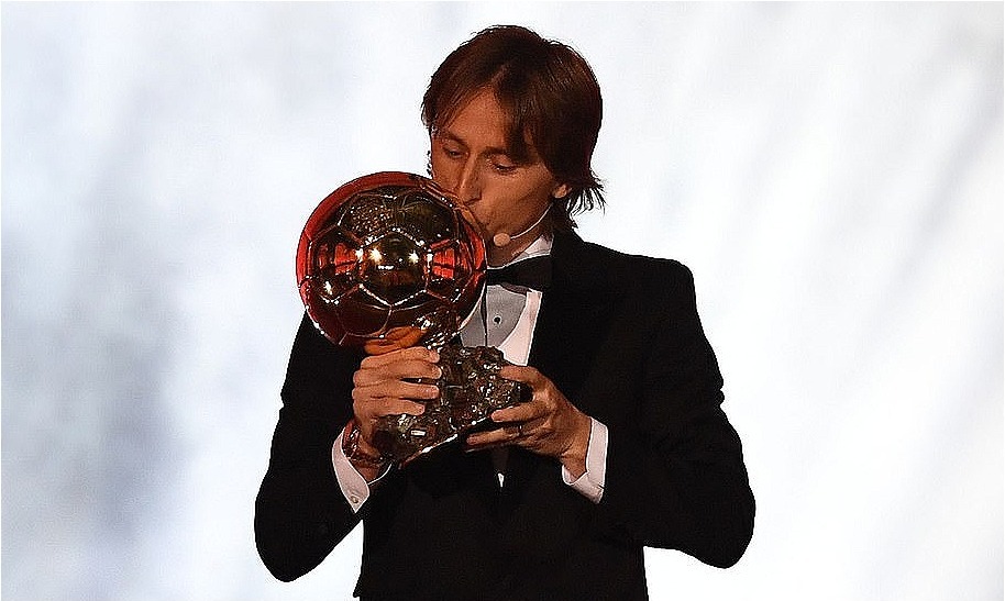 Modric giành quả bóng vàng sau một kỳ World Cup 2018 thành công