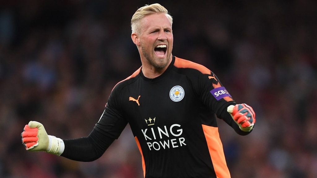 Schmeichel là thủ môn xuất sắc trong mùa giải đó