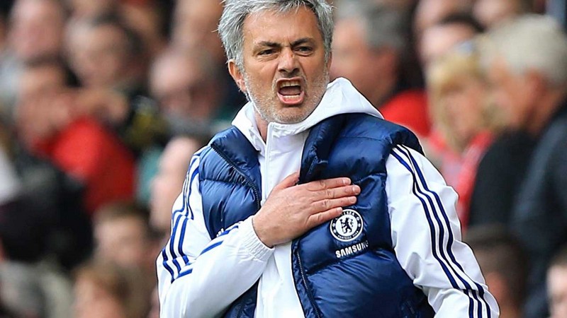 Có lẽ sai lầm lớn nhất của Mourinho là chưa thật sự tin tưởng De Bruyne