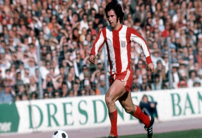 Gerd Muller đã giành được rất nhiều danh hiệu và thành tích trong sự nghiệp bóng đá của mình