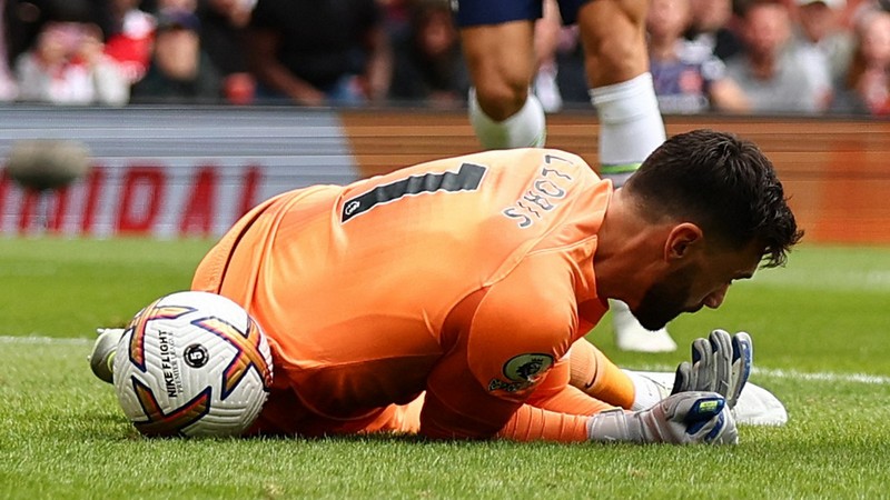 Nhưng có lẽ anh nên tính đến chuyện giải nghệ