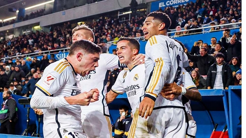 Câu lạc bộ bóng đá Real Madrid luôn là đội bóng vĩ đại nhất thế giới