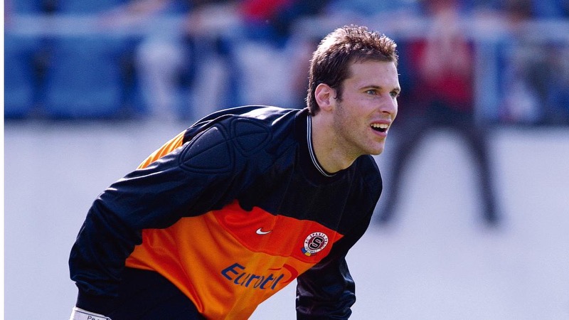 Thủ môn Petr Cech có khởi đầu sự nghiệp trong nước