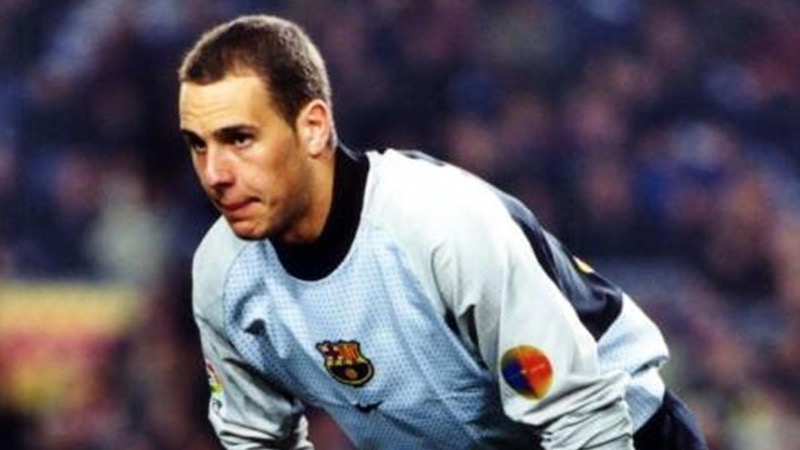 Thủ môn Pepe Reina là một sản phẩm của La Masia