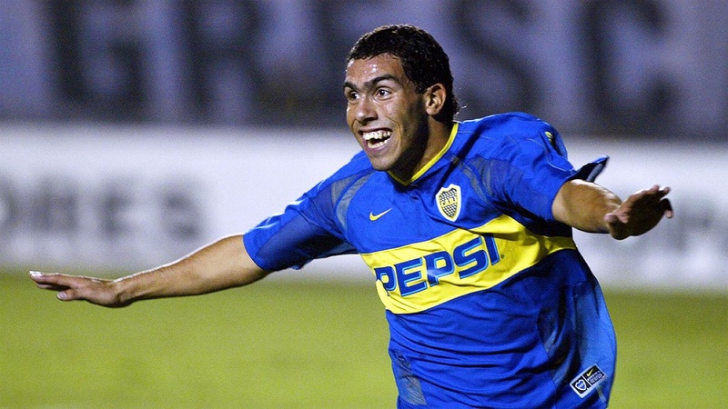 Cầu thủ Carlos Tevez từng là một chân sút khét tiếng khi còn rất trẻ