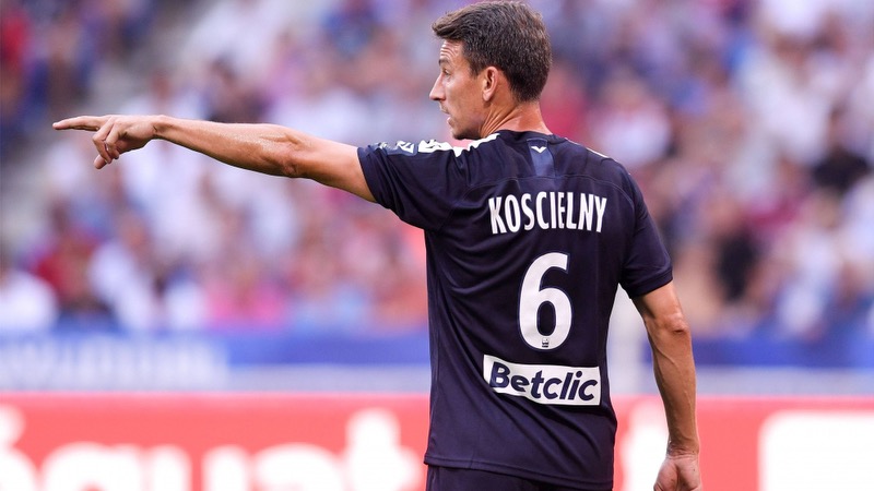 Cầu thủ Laurent Koscielny - Cựu pháo thủ và sự nghiệp chẳng ai yêu mến