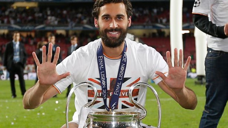 Cầu thủ Alvaro Arbeloa luôn bị chỉ trích khi chơi cho Real Madrid