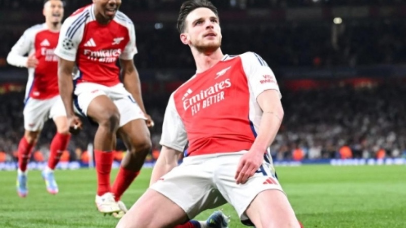 Với nhiều người hâm mộ, cầu thủ Declan Rice như một thủ lĩnh thực sự