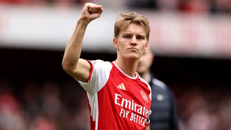 Nhưng may mắn khi anh được đến với Arsenal